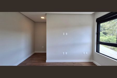 Casa para alugar com 210m², 3 quartos e 2 vagasSuíte 2