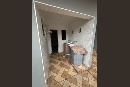 Casa à venda com 360m², 4 quartos e 4 vagasLavanderia
