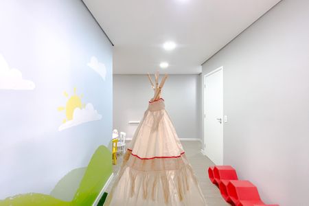 Apartamento para alugar com 37m², 2 quartos e sem vagaÁrea comum - Brinquedoteca