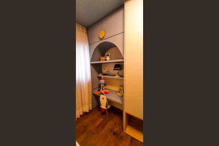 Apartamento à venda com 92m², 2 quartos e 2 vagasSuíte 2