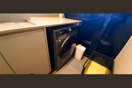 Apartamento à venda com 92m², 2 quartos e 2 vagasÁrea de Serviço