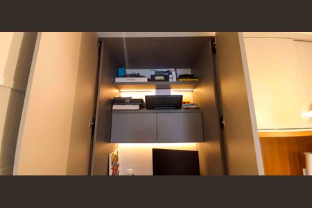 Apartamento à venda com 92m², 2 quartos e 2 vagasEscritório