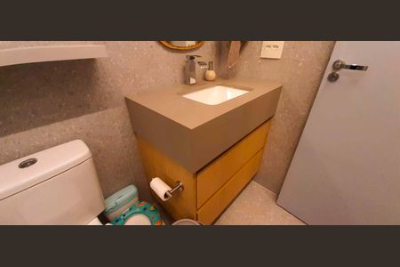 Apartamento à venda com 92m², 2 quartos e 2 vagasBanheiro da Suíte 2