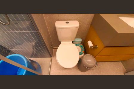 Apartamento à venda com 92m², 2 quartos e 2 vagasBanheiro da Suíte 2