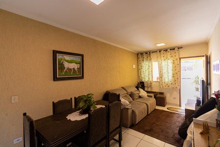 Sala de casa à venda com 3 quartos, 147m² em Jardim Fernandes, São Paulo