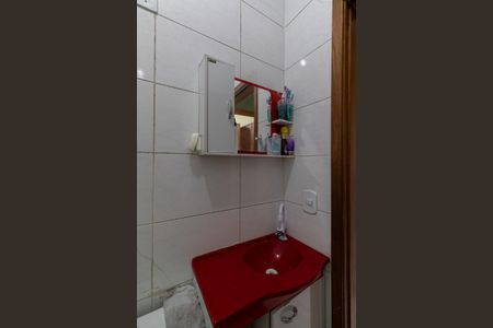 Casa à venda com 147m², 3 quartos e 3 vagas Casa à venda com 147m², 3 quartos e 3 vagasBanheiro