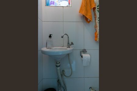 Casa à venda com 147m², 3 quartos e 3 vagas Casa à venda com 147m², 3 quartos e 3 vagasLavabo