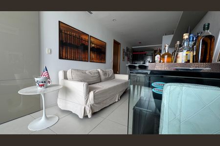 Apartamento para alugar com 60m², 2 quartos e 1 vagaSala