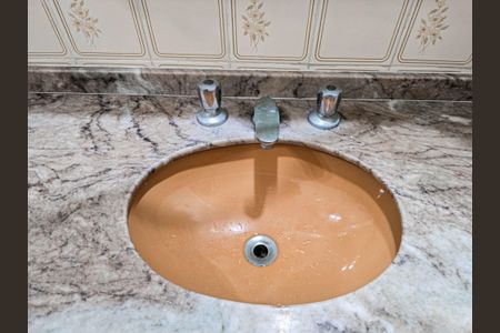 Apartamento para alugar com 86m², 2 quartos e 1 vaga Apartamento para alugar com 86m², 2 quartos e 1 vagaBanheiro Social