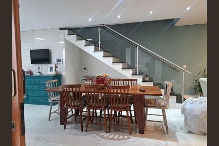 Casa à venda com 4 quartos, 273m² em Vila Mariza, São Bernardo do Campo