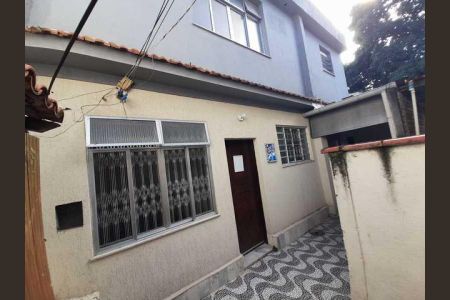 Casa à venda com 243m², 4 quartos e 1 vaga