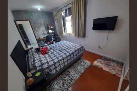 Casa à venda com 243m², 4 quartos e 1 vaga