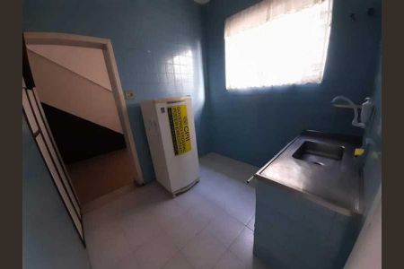 Casa à venda com 243m², 4 quartos e 1 vaga