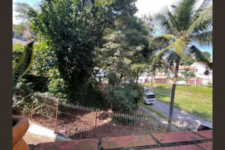 Apartamento à venda com 69m², 2 quartos e 1 vaga