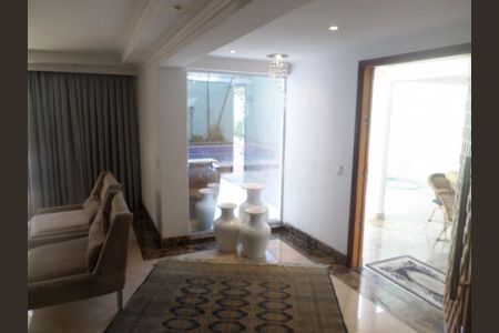 Casa à venda com 400m², 6 quartos e 6 vagas