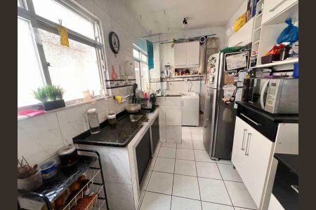 Apartamento à venda com 74m², 2 quartos e 1 vaga