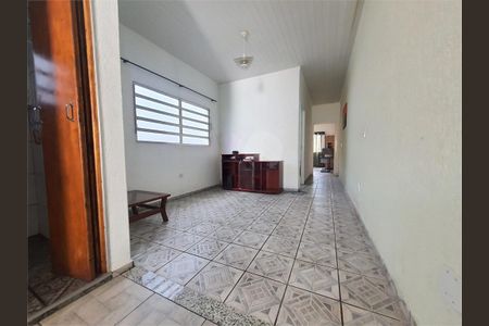 Casa à venda com 140m², 4 quartos e 2 vagas