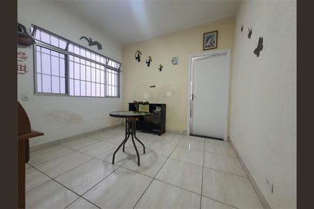 Casa à venda com 140m², 4 quartos e 2 vagas