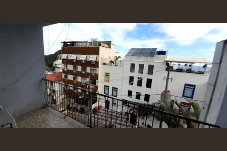 Casa à venda com 384m², 4 quartos e 2 vagas