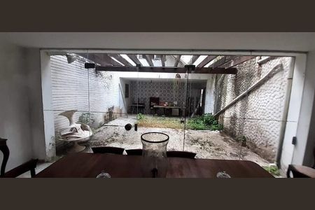 Casa à venda com 384m², 4 quartos e 2 vagas