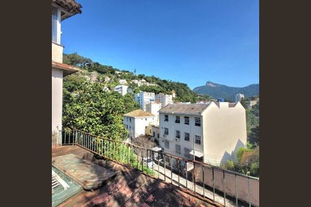 Casa à venda com 157m², 7 quartos e 2 vagas