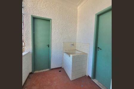 Casa à venda com 157m², 7 quartos e 2 vagas