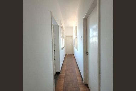 Casa à venda com 157m², 7 quartos e 2 vagas