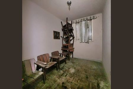 Casa à venda com 157m², 7 quartos e 2 vagas