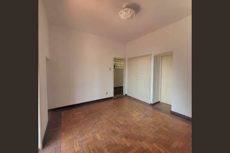 Casa à venda com 157m², 7 quartos e 2 vagas