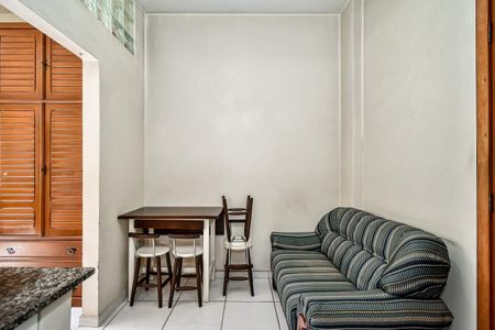Apartamento à venda com 1 quarto, 24m² em Catete, Rio de Janeiro
