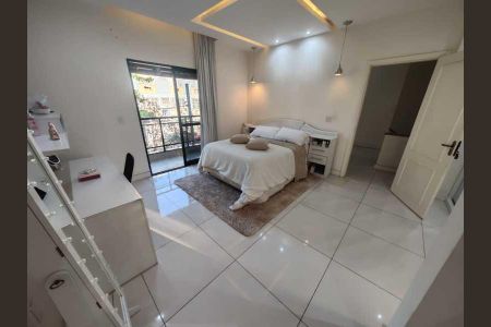 Casa à venda com 279m², 3 quartos e 4 vagas