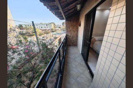 Casa à venda com 279m², 3 quartos e 4 vagas