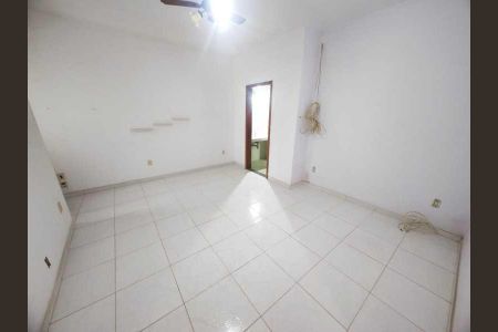 Casa à venda com 3 quartos, 204m² em Bancários, Rio de Janeiro