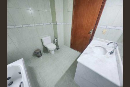 Casa à venda com 204m², 3 quartos e 2 vagas