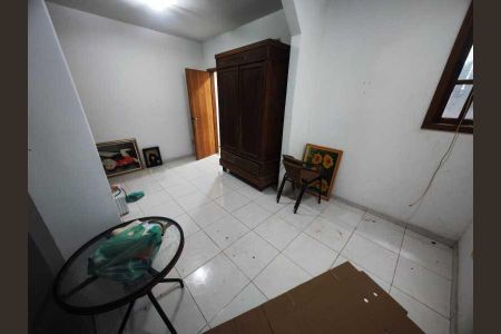 Casa à venda com 204m², 3 quartos e 2 vagas
