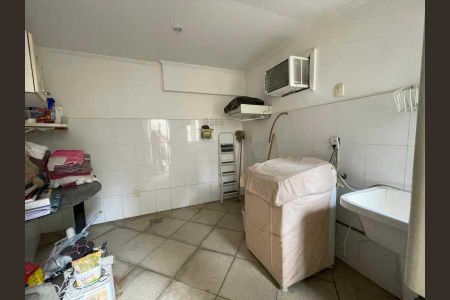 Casa à venda com 192m², 3 quartos e 2 vagas