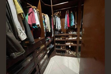 Casa à venda com 192m², 3 quartos e 2 vagas