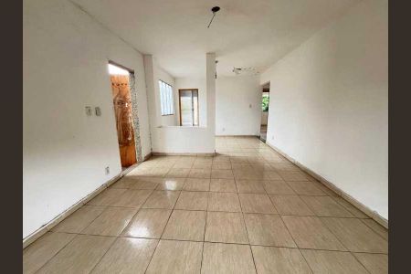Casa à venda com 261m², 6 quartos e 4 vagas