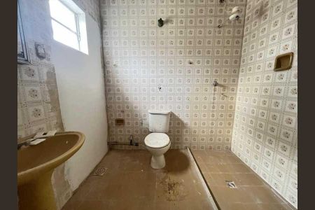 Casa à venda com 261m², 6 quartos e 4 vagas