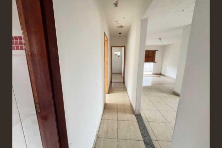 Casa à venda com 261m², 6 quartos e 4 vagas