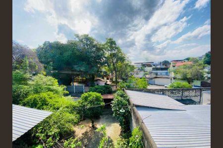 Casa de condomínio à venda com 60m², 3 quartos e 2 vagas