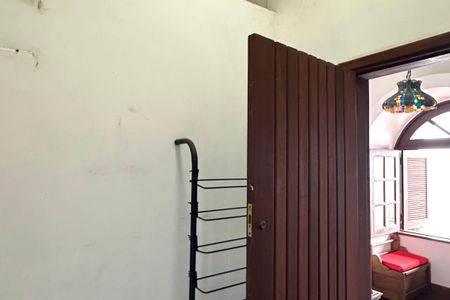 Casa à venda com 524m², 4 quartos e 3 vagas Casa à venda com 524m², 4 quartos e 3 vagasQuarto 1