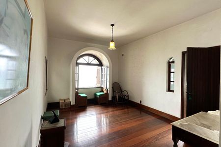 Casa à venda com 524m², 4 quartos e 3 vagas Casa à venda com 524m², 4 quartos e 3 vagasSala 3