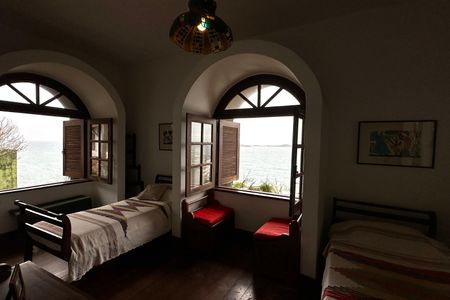 Casa à venda com 524m², 4 quartos e 3 vagas Casa à venda com 524m², 4 quartos e 3 vagasQuarto 1