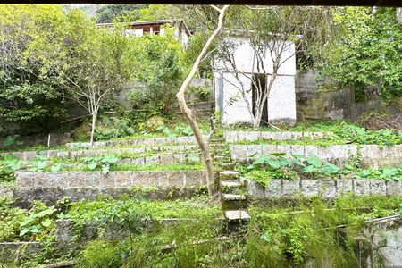 Casa à venda com 524m², 4 quartos e 3 vagas Casa à venda com 524m², 4 quartos e 3 vagasÁrea Externa