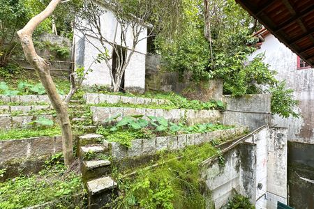 Casa à venda com 524m², 4 quartos e 3 vagas Casa à venda com 524m², 4 quartos e 3 vagasÁrea Externa