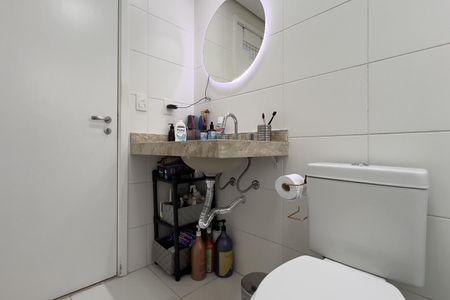Apartamento à venda com 116m², 3 quartos e 2 vagasBanheiro da Suíte 2