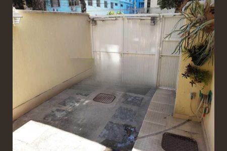 Casa à venda com 125m², 3 quartos e 1 vaga