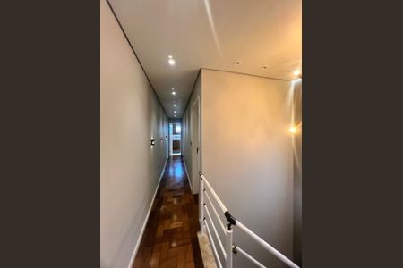 Casa à venda com 3 quartos, 250m² em Vila Curuçá, Santo André