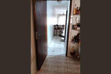 Casa à venda com 3 quartos, 268m² em Vila Valparaíso, Santo André